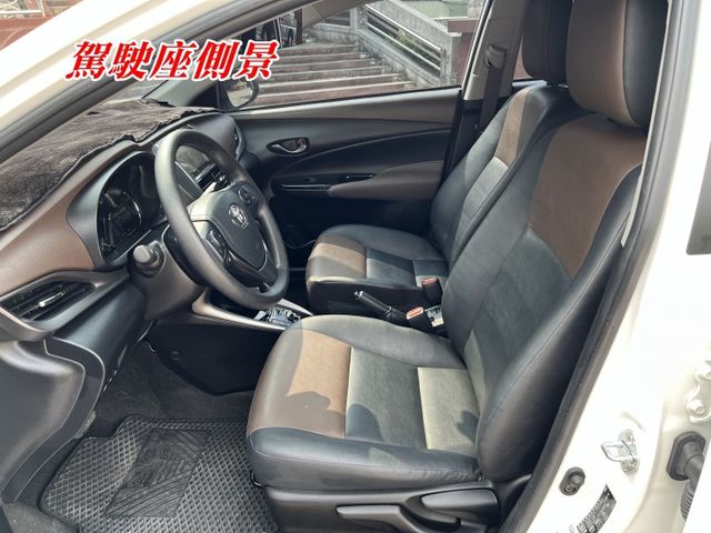 超優A級認證車 稀有精裝版 IKEY 定速 恆溫 導航 摸門 里程保證僅30700公里 全車100%原鈑件  第17張相片