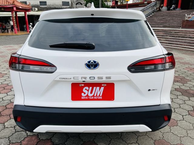 超優A級認證車 原廠保固中 油電尊爵版 環景 LED頭燈 數位儀表 里程保證8500公里 全車100%原漆原鈑件  第5張相片