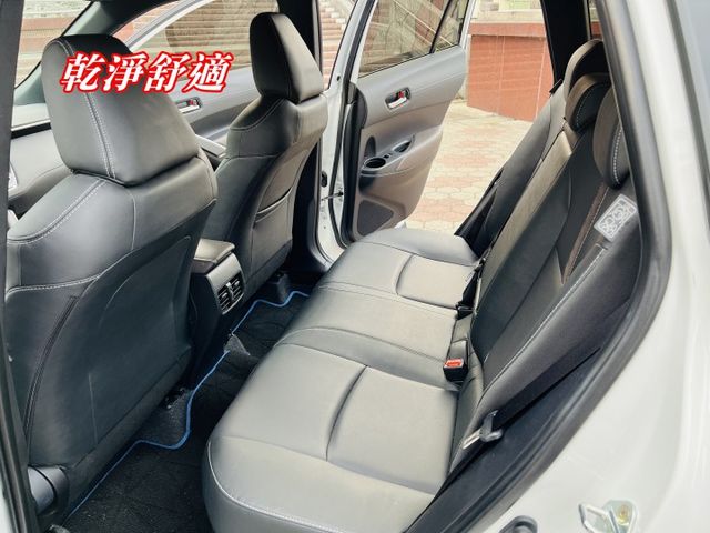 超優A級認證車 原廠保固中 油電尊爵版 環景 LED頭燈 數位儀表 里程保證8500公里 全車100%原漆原鈑件  第10張相片