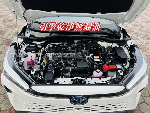 超優A級認證車 原廠保固中 油電尊爵版 環景 LED頭燈 數位儀表 里程保證8500公里 全車100%原漆原鈑件  第18張相片