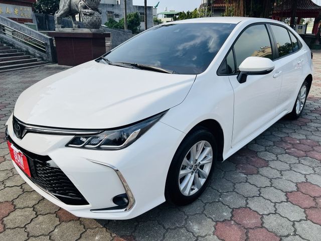 超優A級認證車 I KEY 定速 恆溫 盲點偵測 里程保證僅11729公里 全車100%原漆原鈑件  第3張相片