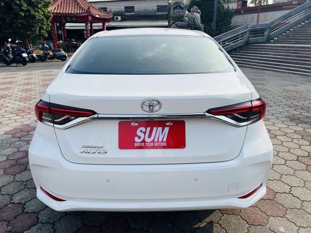 超優A級認證車 I KEY 定速 恆溫 盲點偵測 里程保證僅11729公里 全車100%原漆原鈑件  第5張相片