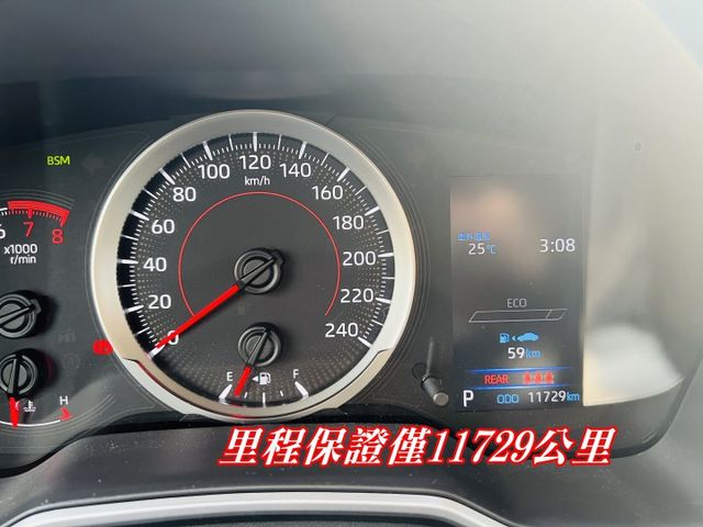 超優A級認證車 I KEY 定速 恆溫 盲點偵測 里程保證僅11729公里 全車100%原漆原鈑件  第16張相片