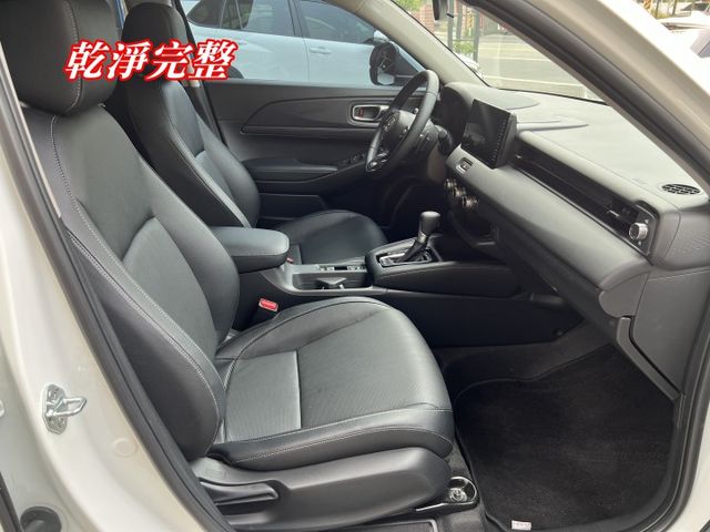 超優A級認證車 內外如新車 S版 摸門 CAR PLAY 里程保證僅6677公里 100%原漆原鈑件  第7張相片