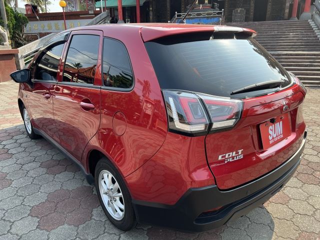 超優A級認證車 後視鏡盲點 定速 恆溫 100%原鈑件  第4張相片