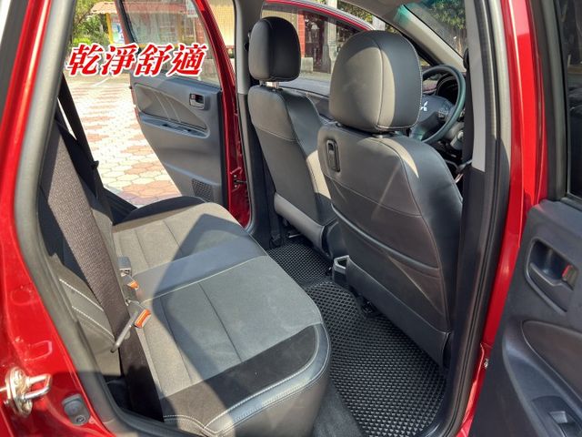 超優A級認證車 後視鏡盲點 定速 恆溫 100%原鈑件  第9張相片