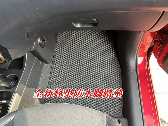 超優A級認證車 後視鏡盲點 定速 恆溫 100%原鈑件  第17張相片