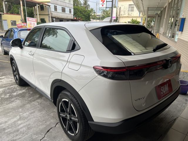 超優A級認證車 新車保固中 S版 摸門 快撥 CAR PLAY 里程保證僅6677公里 100%原漆原鈑件  第4張相片