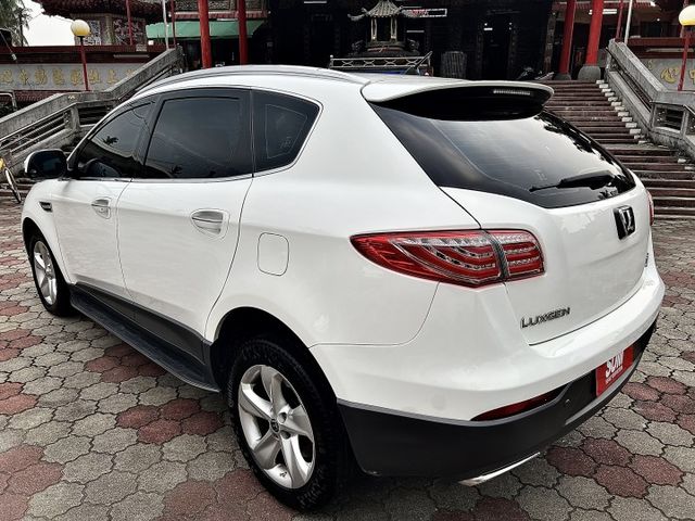 超優A級認證車 新車價113萬 頂級旗艦版 省油新型ECO引擎  里程保證131000公里 全車100%原鈑件  第4張相片