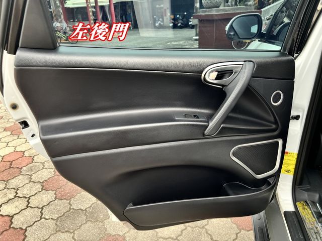 超優A級認證車 新車價113萬 頂級旗艦版 省油新型ECO引擎  里程保證131000公里 全車100%原鈑件  第13張相片