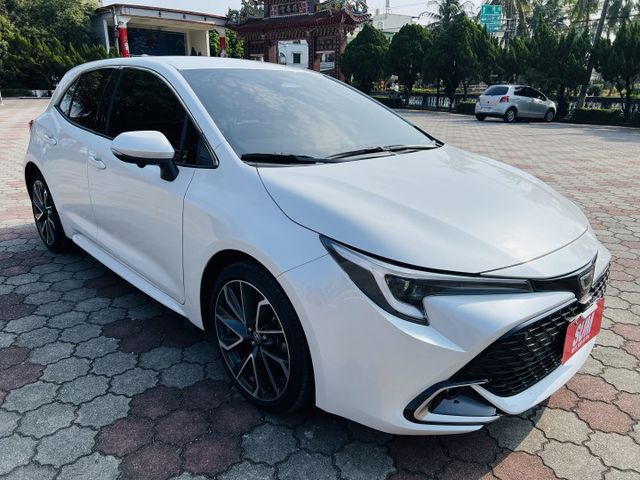 原廠新車保固中 頂級旗艦版 LED頭燈 電動椅 環景 CARPLAY 里程保證僅2631公里 全車100%原漆原鈑件  第1張相片