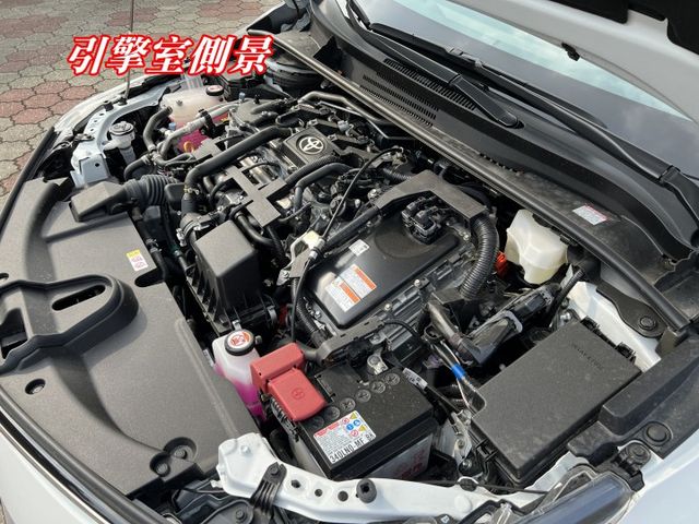 原廠保固中 新型HEV油電豪華版 I KEY 盲點 CAR PLAY  里程保證14000公里 全車100%原鈑件  第20張相片