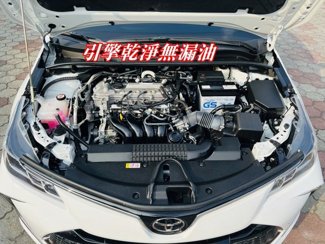 新車原廠保固中 I KEY 定速 恆溫 盲點偵測 CAR PLAY 里程保證僅11729公里 全車100%原漆原鈑件  第17張相片