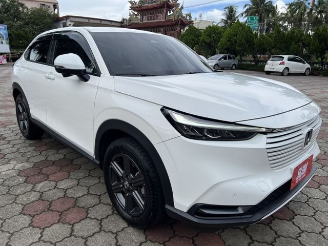 超優A級認證車 頂級P版 腳踢電尾門 LED頭燈 摸門 盲點偵測 里程保證僅10757公里 全車100%原鈑件  第1張相片