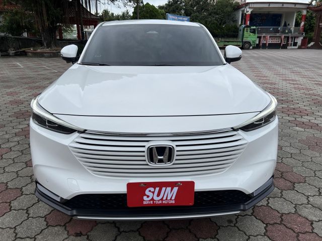 超優A級認證車 頂級P版 腳踢電尾門 LED頭燈 摸門 盲點偵測 里程保證僅10757公里 全車100%原鈑件  第2張相片