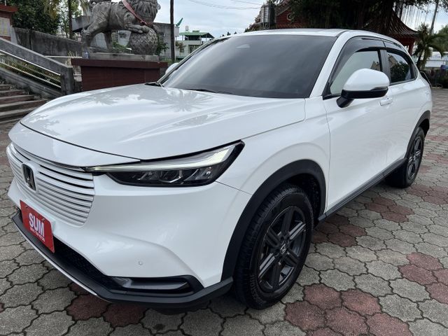超優A級認證車 頂級P版 腳踢電尾門 LED頭燈 摸門 盲點偵測 里程保證僅10757公里 全車100%原鈑件  第3張相片
