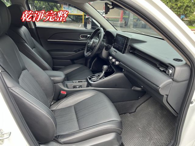 超優A級認證車 頂級P版 腳踢電尾門 LED頭燈 摸門 盲點偵測 里程保證僅10757公里 全車100%原鈑件  第7張相片