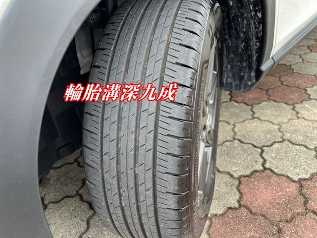 超優A級認證車 頂級P版 腳踢電尾門 LED頭燈 摸門 盲點偵測 里程保證僅10757公里 全車100%原鈑件  第19張相片