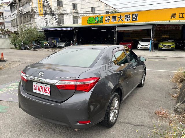 TOYOTA豐田 ALTIS  第6張相片