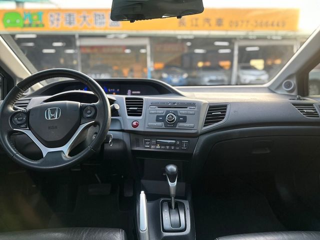 HONDA本田 CIVIC  第9張相片