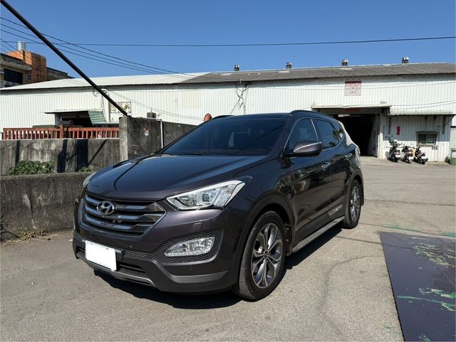 HYUNDAI現代 SANTA FE  第1張相片