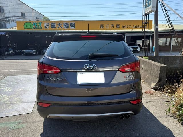 HYUNDAI現代 SANTA FE  第5張相片
