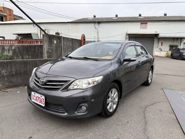 TOYOTA豐田 ALTIS  第1張相片