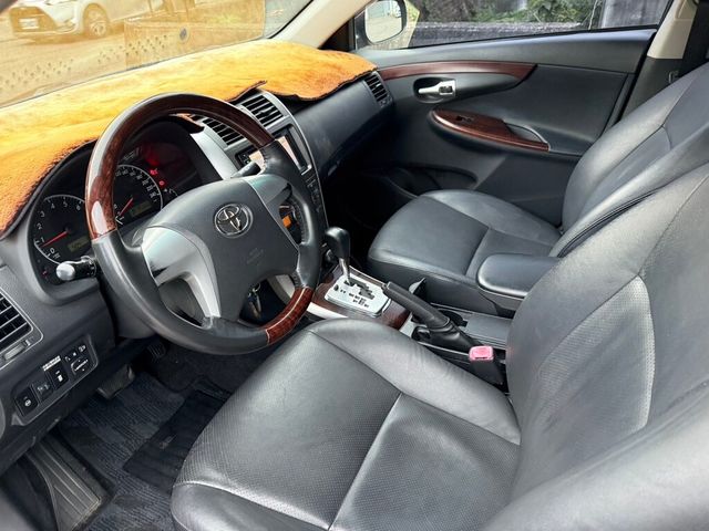 TOYOTA豐田 ALTIS  第7張相片