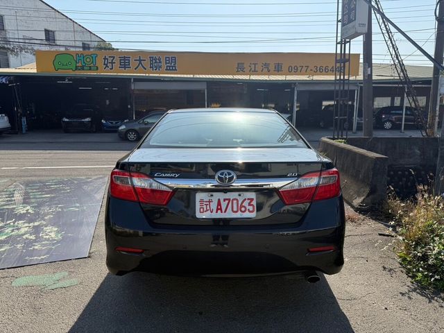 TOYOTA豐田 CAMRY  第5張相片