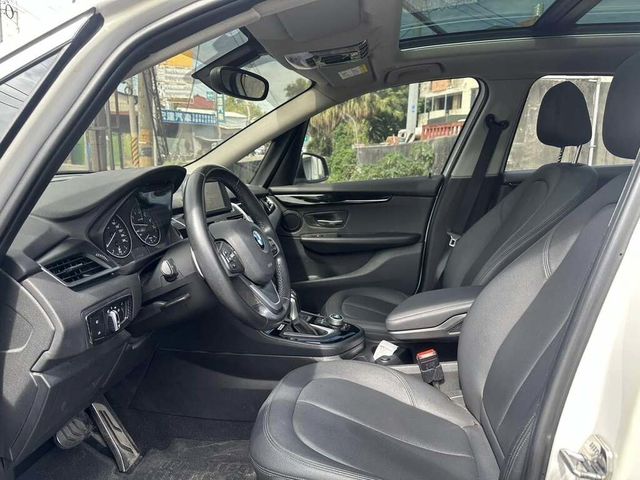 BMW寶馬 220I  第5張相片