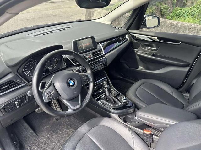 BMW寶馬 220I  第7張相片