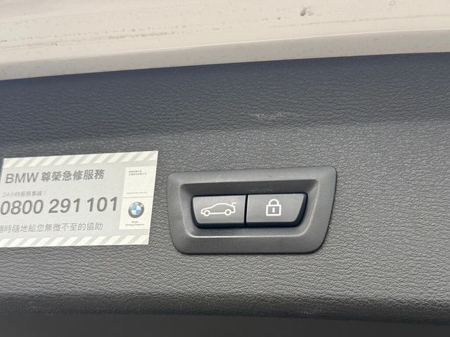 BMW寶馬 X1  第8張相片