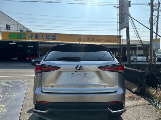 LEXUS凌志 NX200  第7張相片