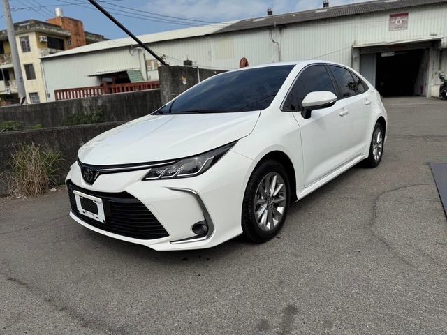 TOYOTA豐田 ALTIS  第1張相片