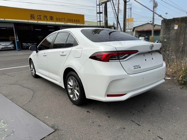 TOYOTA豐田 ALTIS  第7張相片