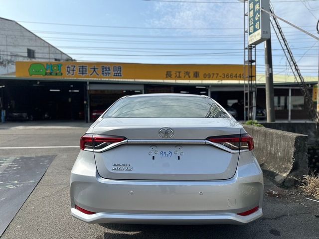 TOYOTA豐田 ALTIS  第7張相片