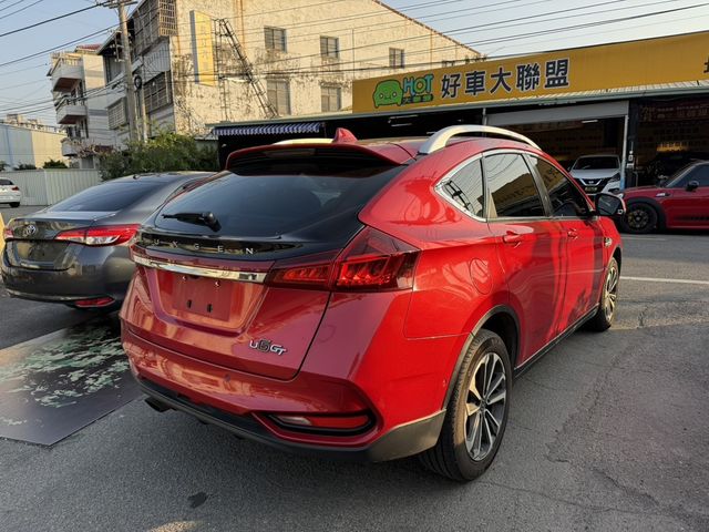 LUXGEN納智捷 U6 GT  第3張相片