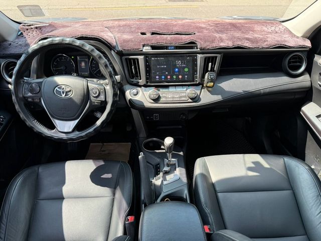 TOYOTA豐田 RAV4  第9張相片