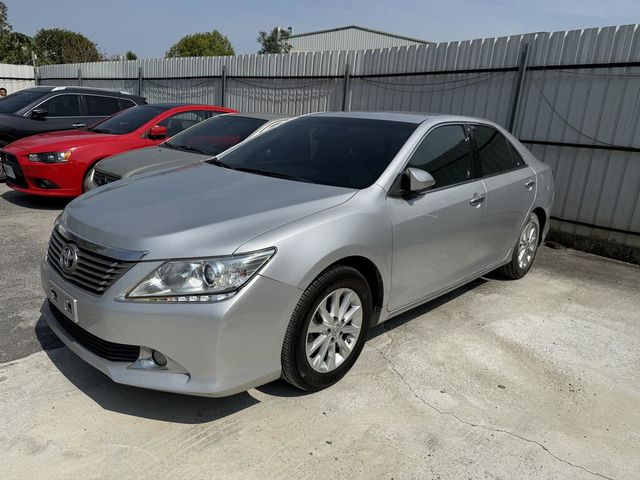 TOYOTA豐田 CAMRY  第3張相片