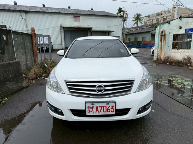 NISSAN日產 TEANA  第2張相片