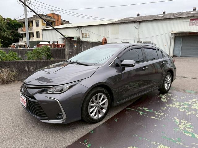 TOYOTA豐田 ALTIS  第1張相片