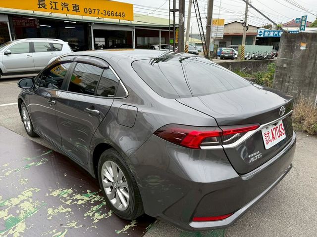 TOYOTA豐田 ALTIS  第4張相片