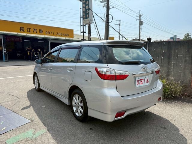 TOYOTA豐田 WISH  第6張相片