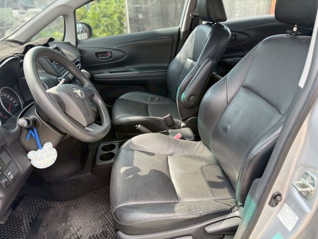 TOYOTA豐田 WISH  第7張相片