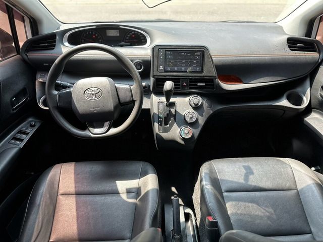 TOYOTA豐田 SIENTA  第9張相片
