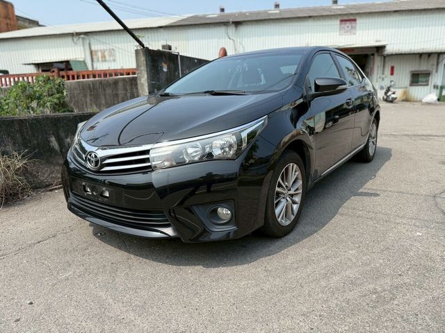 TOYOTA豐田 ALTIS  第1張相片