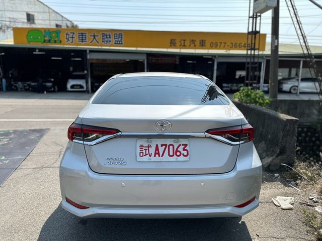 TOYOTA豐田 ALTIS  第5張相片