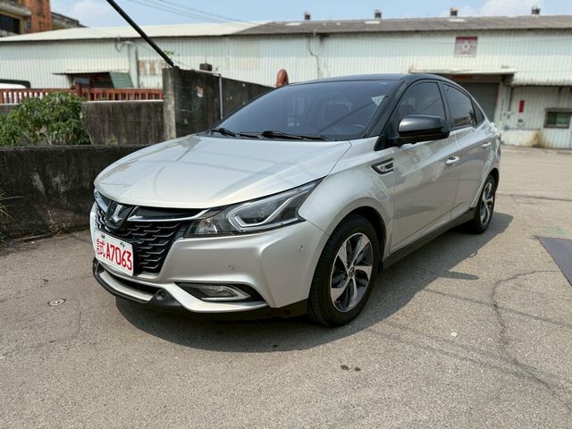LUXGEN納智捷 S3  第1張相片