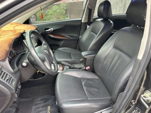 TOYOTA豐田 ALTIS  第7張相片