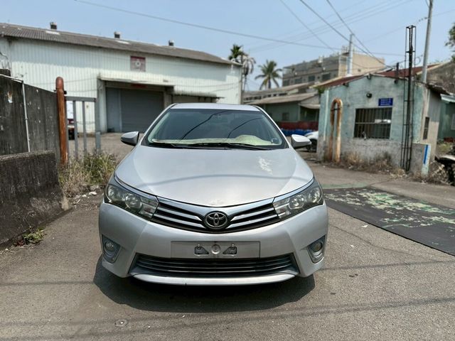 TOYOTA豐田 ALTIS  第2張相片